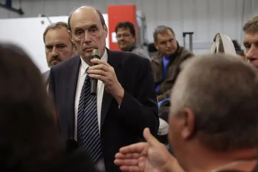 Le PDG de GMD menace d'annuler la reprise de GM&S.