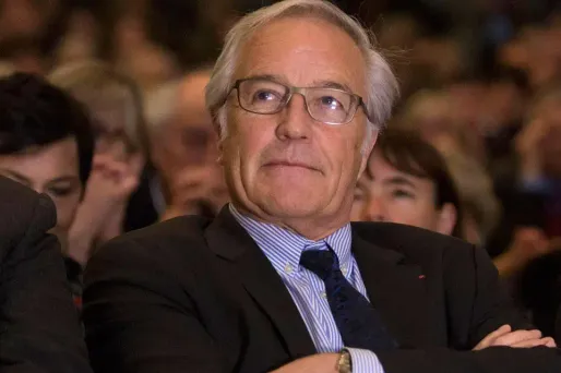 L'ancien ministre et maire actuel de Dijon, François Rebsamen.