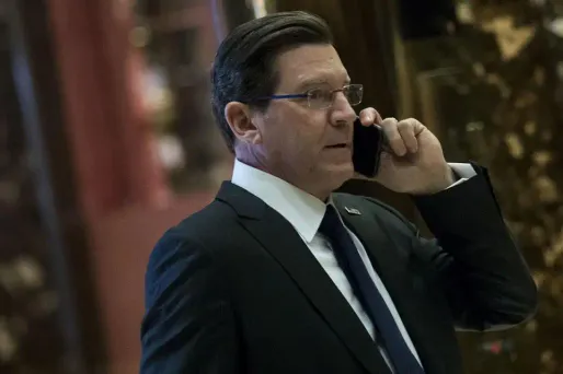 Harcèlement sexuel : un autre présentateur de Fox News débarqué