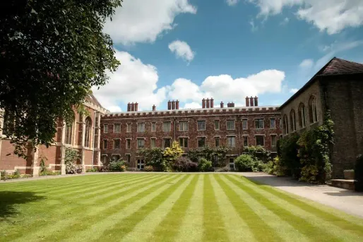Les étudiants de l'Université de Cambridge écrivent de plus en plus mal.