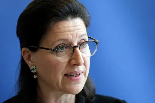 Agnès Buzyn assure que le problème du Levothyrox n'est dû qu'à un déficit d'informations et à une difficulté à le redoser.