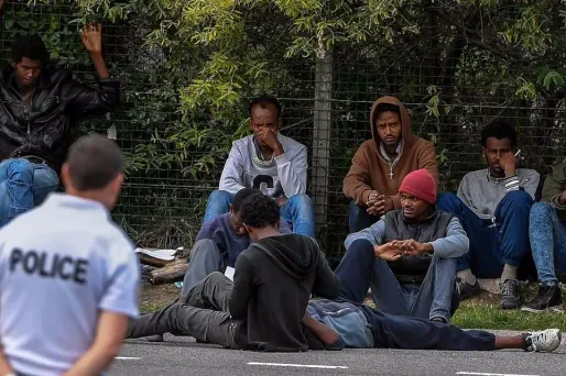 Migrants de Calais : la préfecture annonce un dispositif de 19 douches, les associations satisfaites