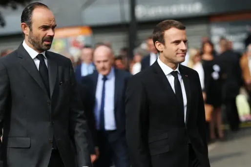 Cédant trois points en un mois, à 42% d'opinions favorables, la cote de popularité du chef de l'Etat est à son plus bas mesuré par l'institut.