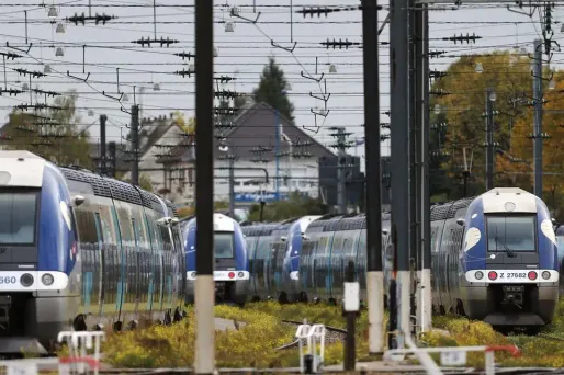 Selon SNCF, cela s'explique par "un embouteillage". 34 billets ont été vendus à la seconde, quand la billetterie a ouvert.