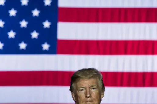 Le président américain entend interdire de façon permanente le franchissement des frontières américaines aux ressortissants de sept pays.