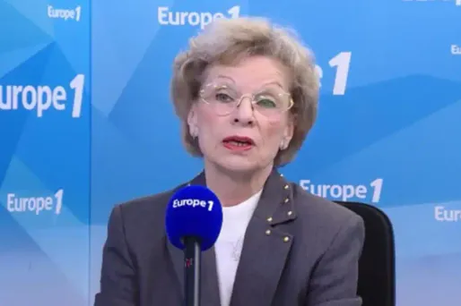 "Tant qu'en France on n'aura pas le choix du médicament avec la possibilité d'avoir l'ancienne formule nous n'arrêterons pas", assure Nell Gaudry.