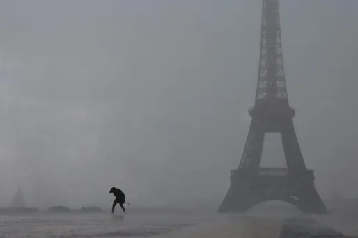 Une perturbation pluvieuse traversera le pays du nord-ouest au sud-est. (Photo d'illustration)