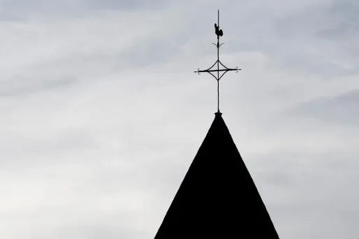 Les deux agressions auraient été commises il y a 27 ans et 30 ans. (Illustration)