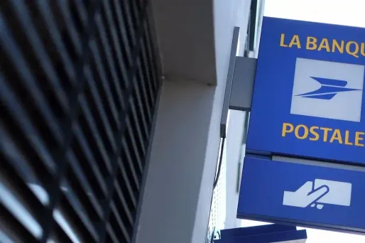 La Banque Postale va augmenter ses tarifs de cartes bancaires et de transferts d'un compte-épargne en 2018