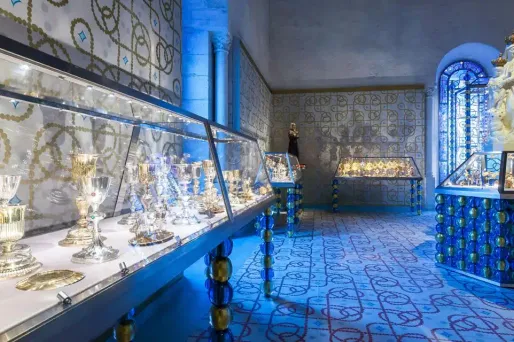 Plusieurs joyaux du Trésor d'art sacré de la cathédrale d'Angoulême ont été volés dans la nuit de samedi à dimanche.