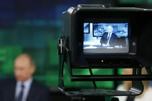 Russia Today, Poutine, télévision, média russe, RT crédit : YURI KOCHETKOV / POOL / AFP - 1280