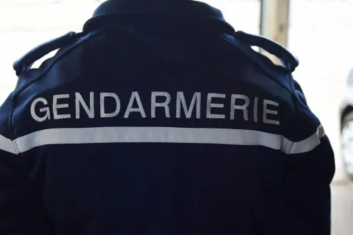 Il s'est suicidé vendredi avec son arme de service dans la cour de sa caserne aux Vans. (Illustration)