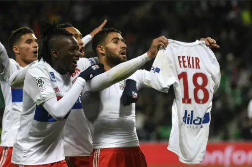 Le geste de Nabil Fekir a provoqué un envahissement de terrain.
