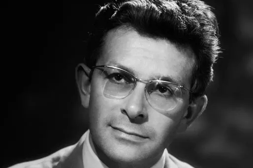 Roger Grenier en 1960.