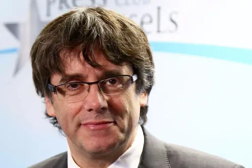 Démis de ses fonctions par Madrid le 27 octobre, Carles Puigdemont s'est rendu en Belgique lundi.
