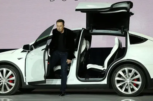 Tesla a du mal a suivre le rythme des commandes de voitures.