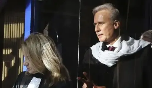 Procès Tron : "Soit on est avec lui, soit on est contre lui"