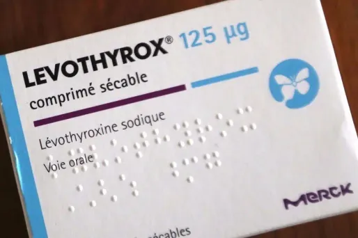 Des patients ayant pris la nouvelle formule du médicament ont signalé des effets secondaires gênants.