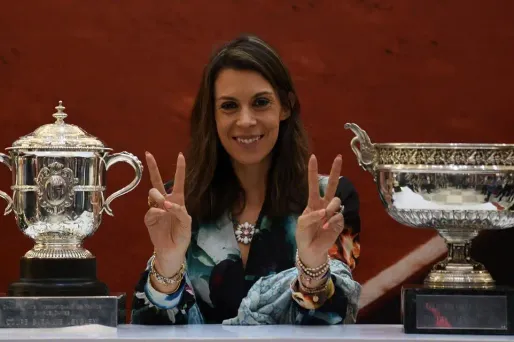 Retour de Bartoli sur les courts : "un immense challenge"