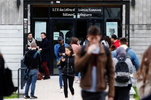 Une enquête va être menée auprès des personnes ayant été en contact avec l'étudiant malade pour déterminer si d'autres personnes ont été contaminées. Image d'illustration.