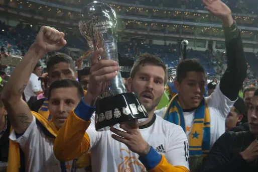 André-Pierre Gignac, 930x640