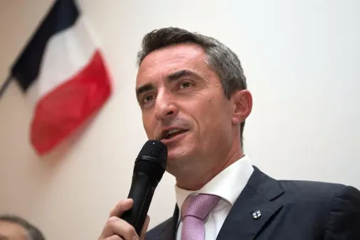 Stéphane Ravier aurait forcé à la démission, sous la violence et la menace, l'élu Michel Cataneo.