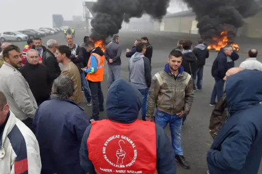 Les dockers réclament une revalorisation de leur statut (photo d'illustration).