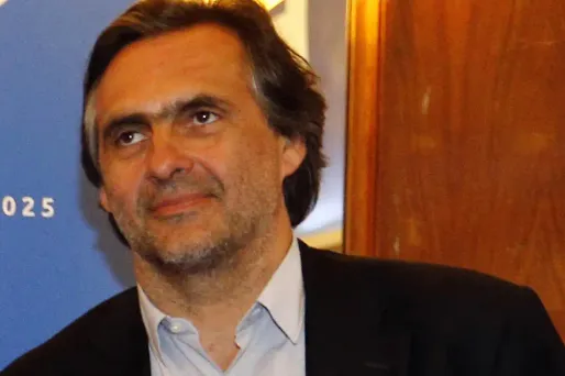 Le producteur de la série de France 2 a annoncé vendredi sur Europe 1 que le tournage d'une nouvelle série familiale venait de démarrer.