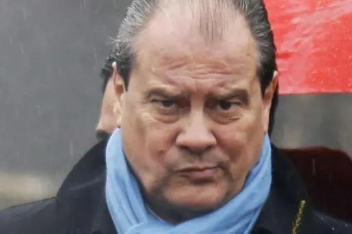 Déchéance de nationalité : le PS décide de gagner du temps