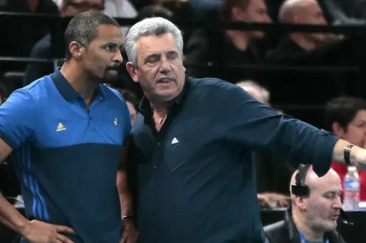 Dinart Onesta handball hand france JACQUES DEMARTHON / AFP 1280