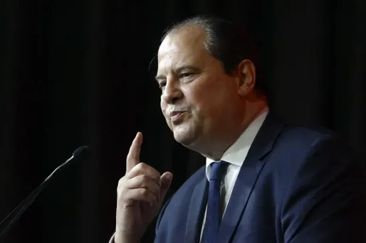 Cambadélis veut une "garde nationale" pour aider les forces de sécurité