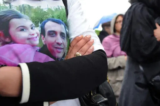 Famille d'Amine Bentounsi (1280x640) Mehdi FEDOUACH/AFP