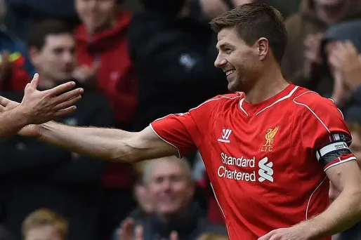 Football : Steven Gerrard devrait arrêter sa carrière en 2016