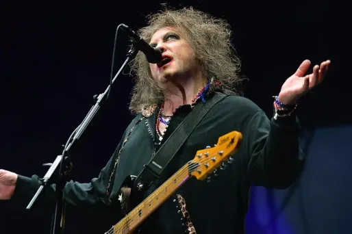 Robert Smith (640x640) THEO WARGO/AFP