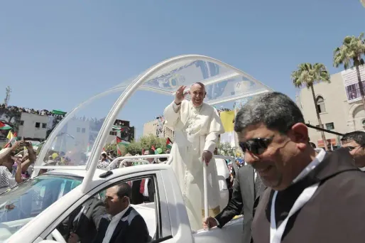 Le pape François (1280x640) AFP FADI AROURI / POOL / AFP
