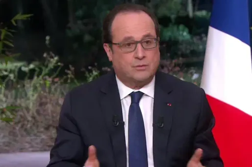 Hollande annonce une baisse des cotisations sociales pour les agriculteurs