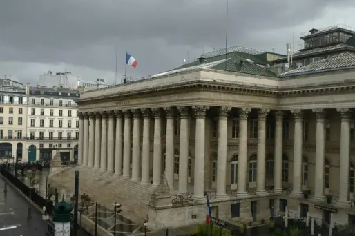 La Bourse de Paris finit en baisse