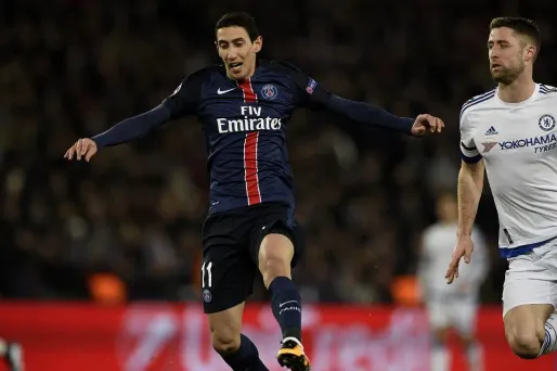Di Maria face à Cahill (1280x640) Franck FIFE/AFP