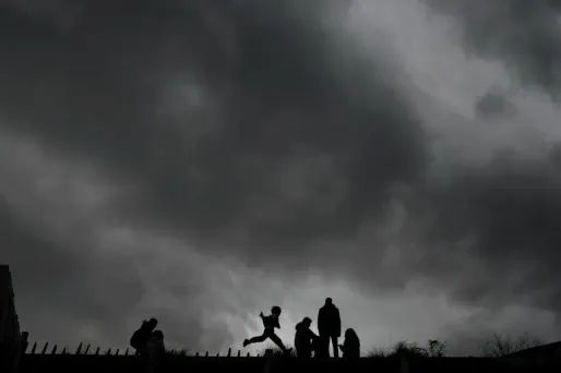 Image d'illustration de temps gris (1280x640) JEFF PACHOUD / AFP