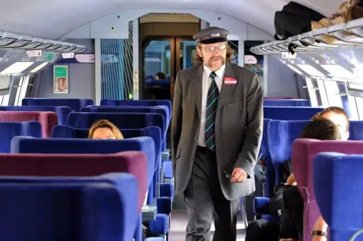 Le trafic reprend progressivement dans les gares SNCF.