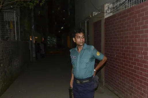 La police bouclait le quartier après l'assassinat d'un militant gay.