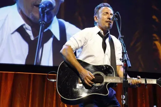 Bruce Springsteen annule un concert pour dénoncer une loi anti-transgenre