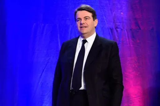 Thierry Solère réfléchit aux suites à donner après les révélations du Monde.