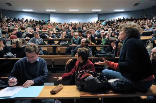 Les quelque 1.300 mentions de master autorisées à sélectionner leurs étudiants pour la deuxième année ont été choisis car "ils étaient déjà sélectifs, dans les faits.