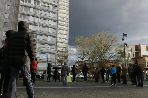 A Saint-Denis, des habitants ont décidé de se mobiliser personnellement contre les dealers.