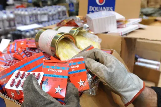 Les professionnels de santé alertent sur le "fléau" des médicaments falsifiés