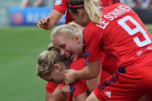 La Lyonnaise Hegerberg avait ouvert la marque à la 10e minute, avant que les Allemandes n'égalisent en toute fin de match.