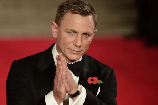 Choisi en 2005, l'acteur, âgé de 48 ans, aurait décliné une offre du studio MGM de 88,5 millions d'euros.