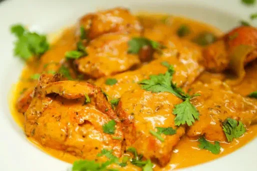 Le poulet tikka lui a été fatal.