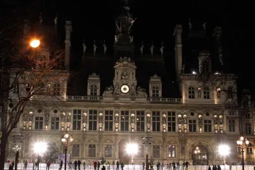20.05.Parvis hotel de ville paris.LUDOVIC MARIN  AFP.1280.640